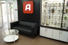 Аксеум, центр по ремонту телефонов, планшетов и ноутбуков