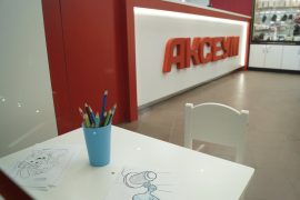 Аксеум, центр по ремонту телефонов, планшетов и ноутбуков