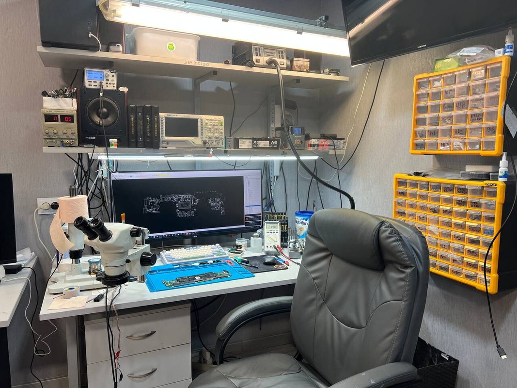 Alex lab